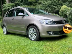 Braun Gebraucht 2011 VW Golf Plus Van / Kleinbus | 7.999 € (Etwas zu teuer)