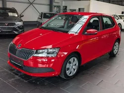 Rot Gebraucht 2021 Skoda Fabia Cool Plus Limousine | 12.900 € (Guter Preis)