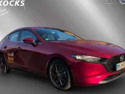 Rot Gebraucht 2024 Mazda 3 Exclusive Limousine | 25.980 € (Guter Preis)