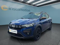 Blau Gebraucht 2024 Dacia Sandero Stepway Kleinwagen | 18.849 € (Guter Preis)