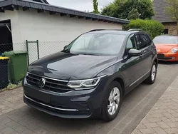 Grau Gebraucht 2020 VW Tiguan Life SUV | 25.999 € (Guter Preis)