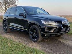 Schwarz Gebraucht 2017 VW Touareg R-line SUV | 26.000 € (Etwas zu teuer)