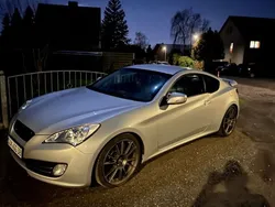 Silber Gebraucht 2011 Hyundai Genesis Coupé | 16.490 € (Etwas zu teuer)