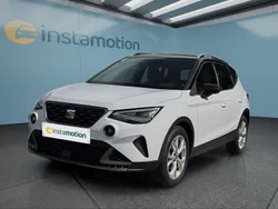Weiß Gebraucht 2023 Seat Arona SUV | 16.399 € (Guter Preis)