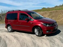 Rot Gebraucht 2018 VW Caddy Van / Kleinbus | 17.999 € (Fairer Preis)
