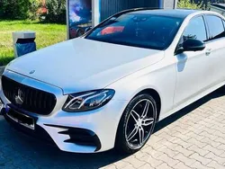 Silber Gebraucht 2017 Mercedes E220 AMG line Limousine | 29.500 € (Fairer Preis)
