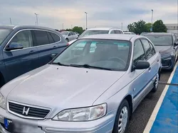 Silber Gebraucht 2000 Honda Accord LS Limousine | 1.649 € (Guter Preis)