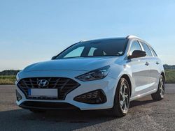 Weiß Gebraucht 2021 Hyundai i30 Edition 30 Kombi | 16.000 € (Fairer Preis)