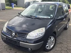 Schwarz Gebraucht 2005 Renault Scénic II Van / Kleinbus | 2.899 € (Etwas zu teuer)