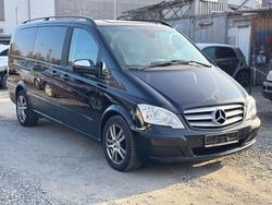 Schwarz Gebraucht 2010 Mercedes Viano Edition Van / Kleinbus | 13.890 € (Fairer Preis)