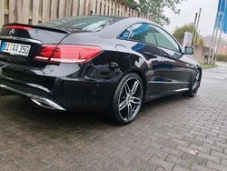Schwarz Gebraucht 2014 Mercedes 350 AMG line Coupé | 14.500 €