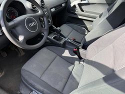 Blau Gebraucht 2003 Audi A3 Kleinwagen | 650 € (Superpreis)