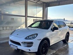 Weiß Gebraucht 2012 Porsche Cayenne SUV | 18.999 € (Etwas zu teuer)