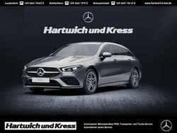 Mountaingrau met. Gebraucht 2020 Mercedes CLA180 Shooting Brake AMG line Kombi | 25.890 € (Fairer Preis)
