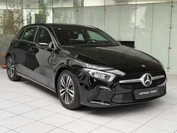 Schwarz Gebraucht 2022 Mercedes A180 Limousine | 25.490 € (Guter Preis)
