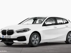 Alpinweiß uni Gebraucht 2023 BMW 118 Advantage Kleinwagen | 21.500 € (Fairer Preis)