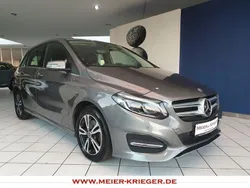 Grau Gebraucht 2018 Mercedes B220 Urban Van / Kleinbus | 19.990 € (Fairer Preis)
