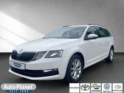 Candyweiß Gebraucht 2020 Skoda Octavia Tour Kombi | 16.990 € (Guter Preis)
