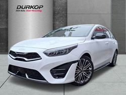 (hw2) deluxe white m Gebraucht 2024 Kia ProCeed GT-Line Kleinwagen | 31.990 € (Fairer Preis)