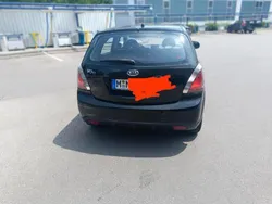 Schwarz Gebraucht 2011 Kia Rio Limousine | 4.999 €