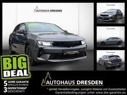 Grau Gebraucht 2023 Opel Astra GS Line Limousine | 21.990 € (Guter Preis)