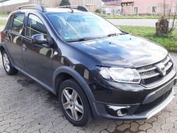Schwarz Gebraucht 2014 Dacia Sandero Stepway Kleinwagen | 4.900 € (Guter Preis)