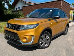 Orange Gebraucht 2022 Suzuki Vitara Comfort SUV | 20.890 € (Fairer Preis)