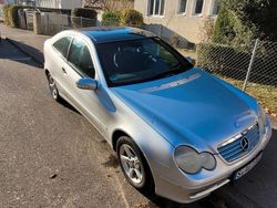 Silber Gebraucht 2001 Mercedes C180 Coupé | 2.500 € (Fairer Preis)