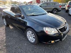 Schwarz Gebraucht 2010 VW Eos Cabrio | 9.590 € (Teuer)