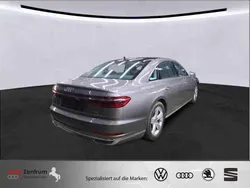 Grau Gebraucht 2020 Audi A8 Comfort Limousine | 49.970 € (Guter Preis)