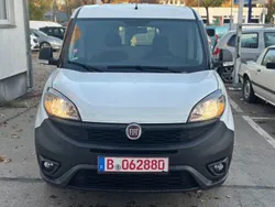 Weiß Gebraucht 2019 Fiat Doblò Van / Kleinbus | 8.999 € (Etwas zu teuer)