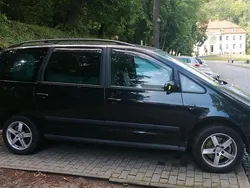 Schwarz Gebraucht 2006 Seat Alhambra Van / Kleinbus | 4.555 € (Teuer)