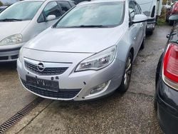Grau Gebraucht 2012 Opel Astra Kombi | 1.900 € (Guter Preis)