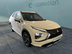 Weiß Gebraucht 2022 Mitsubishi Eclipse Cross Plus SUV | 24.600 € (Fairer Preis)