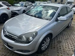 Silber Gebraucht 2009 Opel Astra GTC Innovation | 2.990 € (Superpreis)
