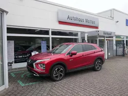 Dynamik rot (d) Gebraucht 2022 Mitsubishi Eclipse Cross Intro Edition SUV | 23.990 € (Fairer Preis)