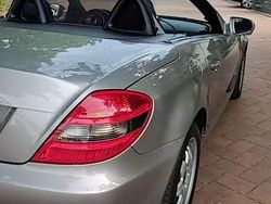 Grau Gebraucht 2008 Mercedes SLK200 Cabrio | 8.500 € (Guter Preis)