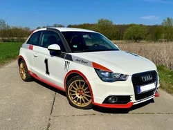 Weiß Gebraucht 2012 Audi A1 Competition Kleinwagen | 10.989 € (Etwas zu teuer)