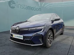Grau Gebraucht 2023 Renault Mégane Limousine | 29.899 € (Fairer Preis)