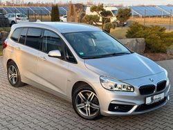 Silber Gebraucht 2017 BMW 220 Gran Tourer Sport Line Van / Kleinbus | 11.899 € (Guter Preis)