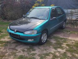 Gebraucht 1997 Peugeot 106 Kleinwagen | 1.100 €