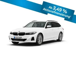 Weiss Gebraucht 2024 BMW 318 Sport Line Kombi | 33.666 € (Guter Preis)
