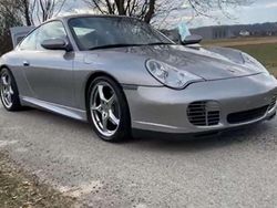 Silber Gebraucht 2003 Porsche 911 Carrera Coupé | 31.700 €