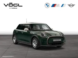 Grün Gebraucht 2023 Mini Cooper Premium Plus Kleinwagen | 26.590 €
