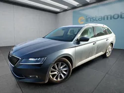 Grau Gebraucht 2019 Skoda Superb Kombi | 17.899 € (Guter Preis)