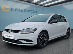 Weiß Gebraucht 2020 VW Golf VII Kleinwagen | 16.699 € (Fairer Preis)