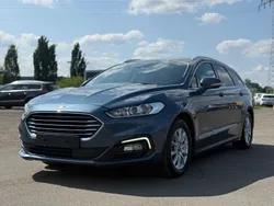 Blau Gebraucht 2020 Ford Mondeo Limousine | 11.300 € (Fairer Preis)