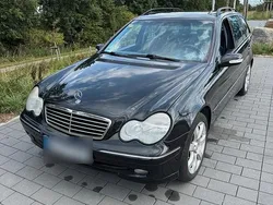 Schwarz Gebraucht 2002 Mercedes C220 Avantgarde Kombi | 1.800 € (Fairer Preis)