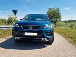 Blau Gebraucht 2017 Seat Ateca 4Drive SUV | 17.500 € (Fairer Preis)