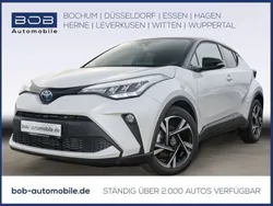 Platinumweiß (schwarz) (schwarz) Gebraucht 2023 Toyota C-HR Team SUV | 27.888 €